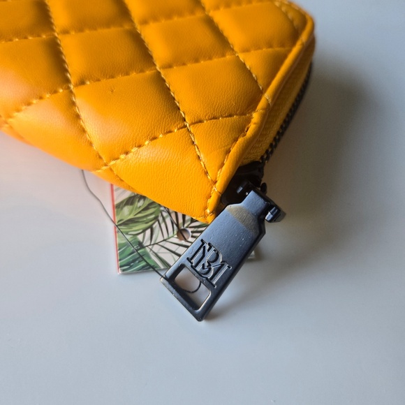 Badgley Mischka Mustard Yellow Small Quilted  Wallet - Picture 4 of 5
